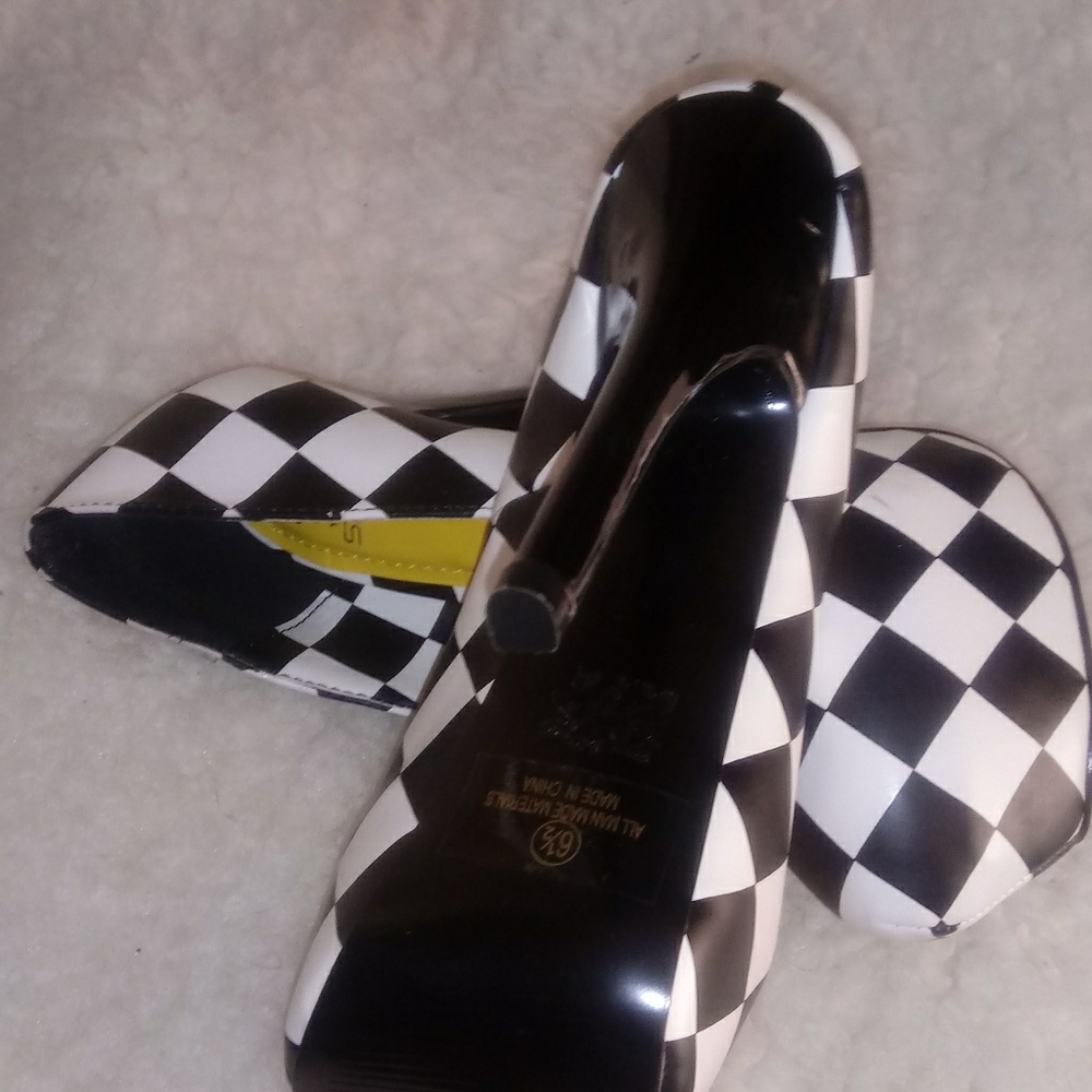 New super fun heels - Picture 7 of 8